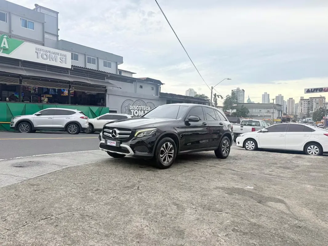 2017 Mercedes-Benz GLC