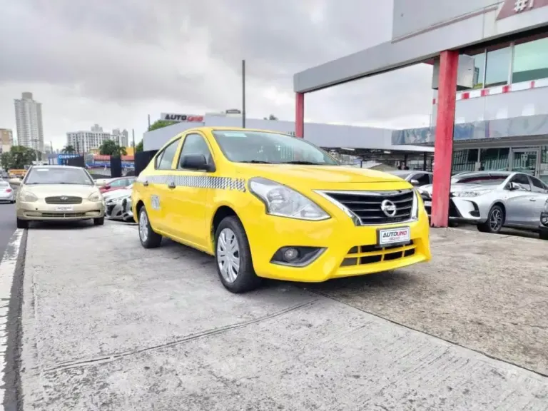 2019 Nissan Versa