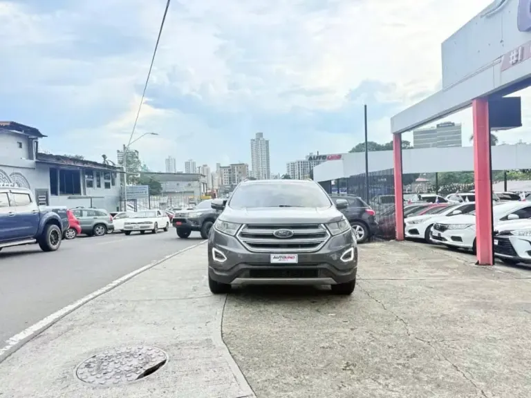 2017 Ford Edge