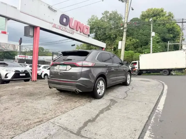 2017 Ford Edge