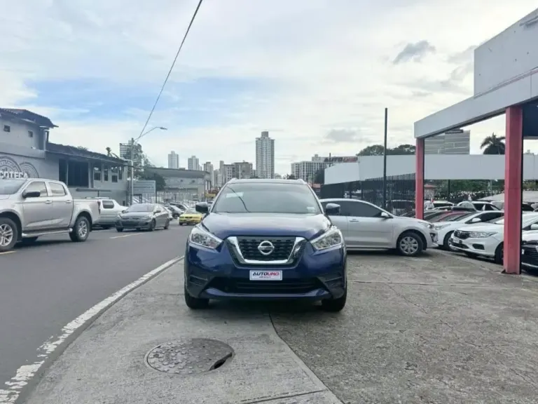 2020 Nissan Kicks