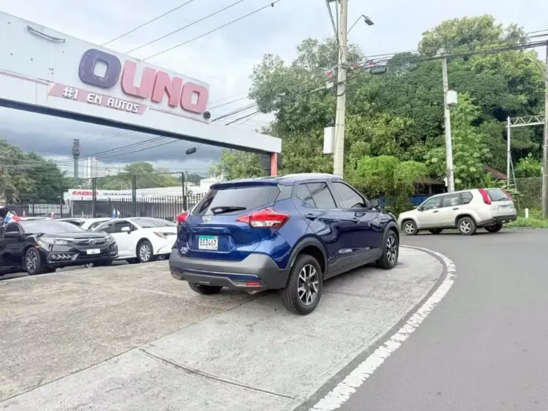 2020 Nissan Kicks
