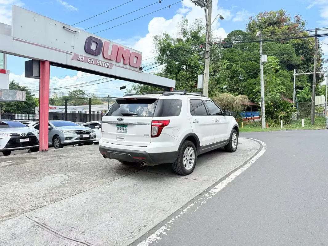 2013 Ford Explorer