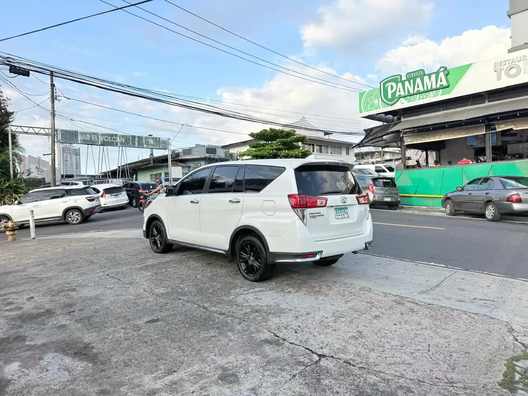 2022 Toyota Innova