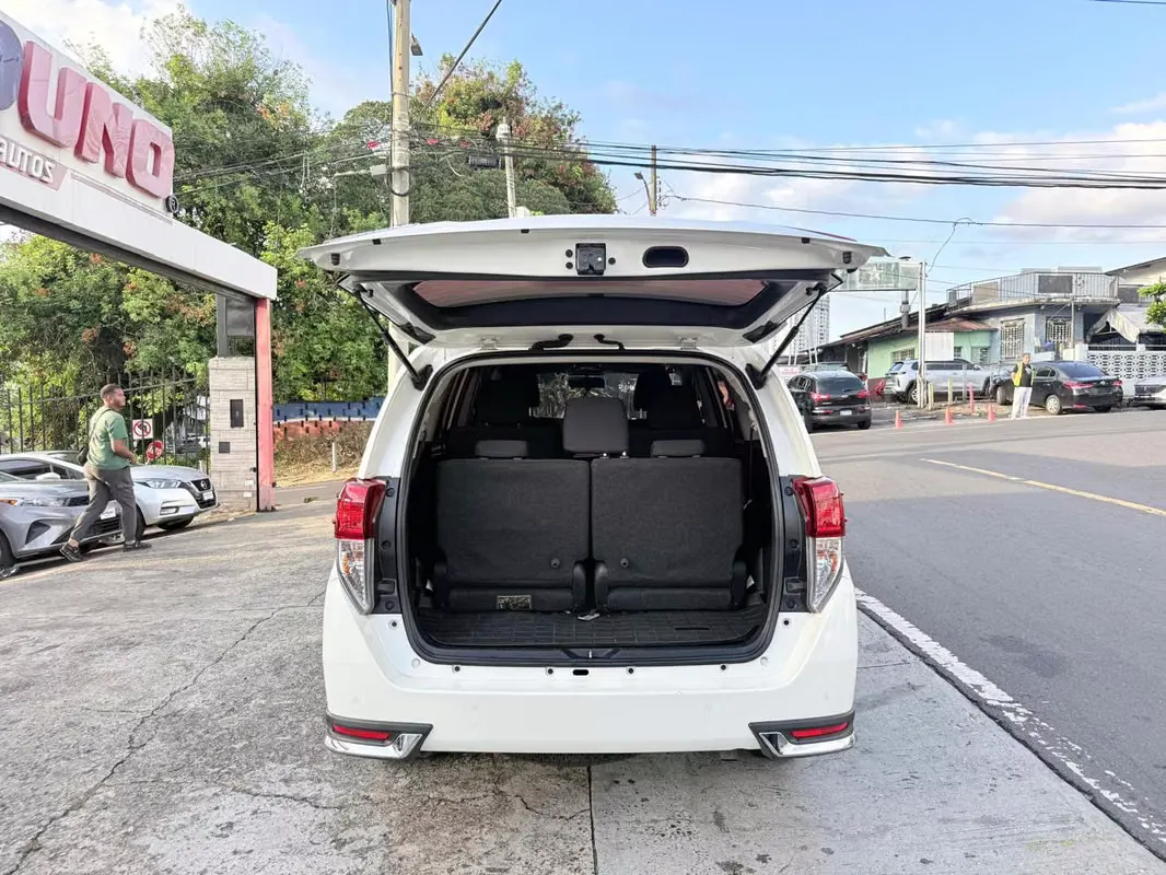 2022 Toyota Innova