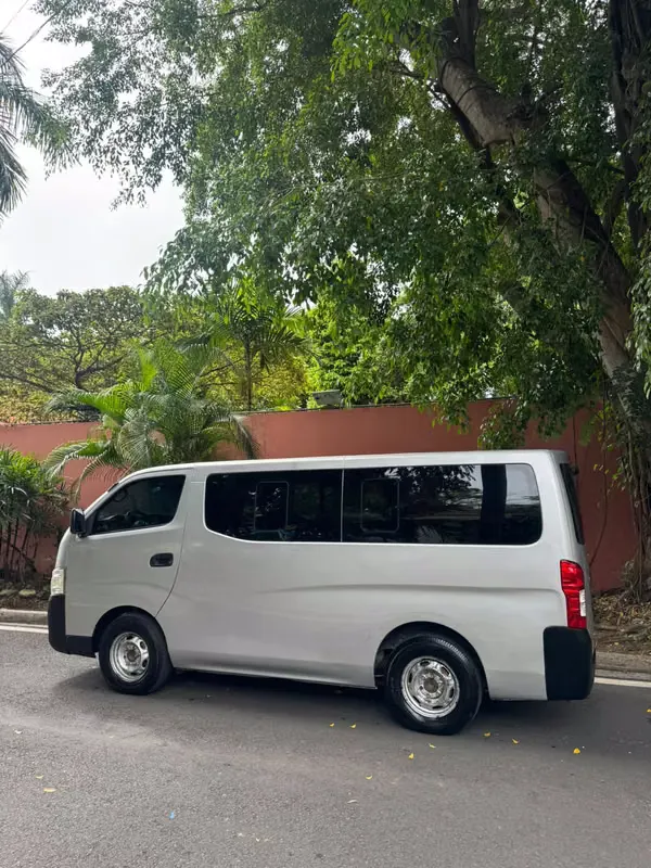 2015 Nissan Urvan
