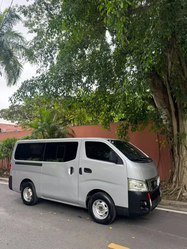 2015 Nissan Urvan