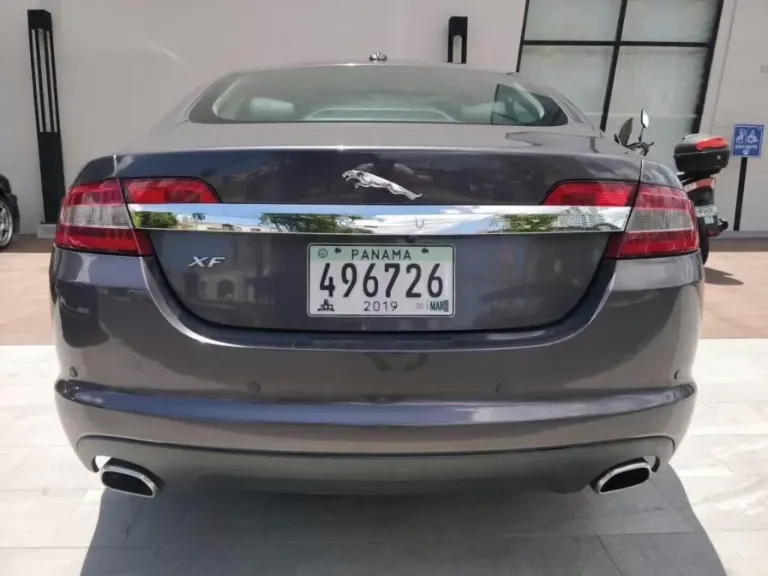 2009 Jaguar XF