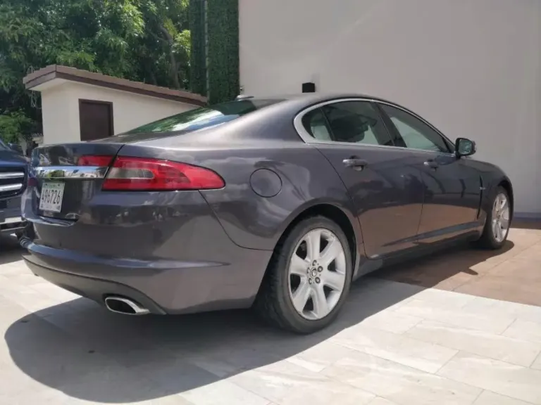 2009 Jaguar XF