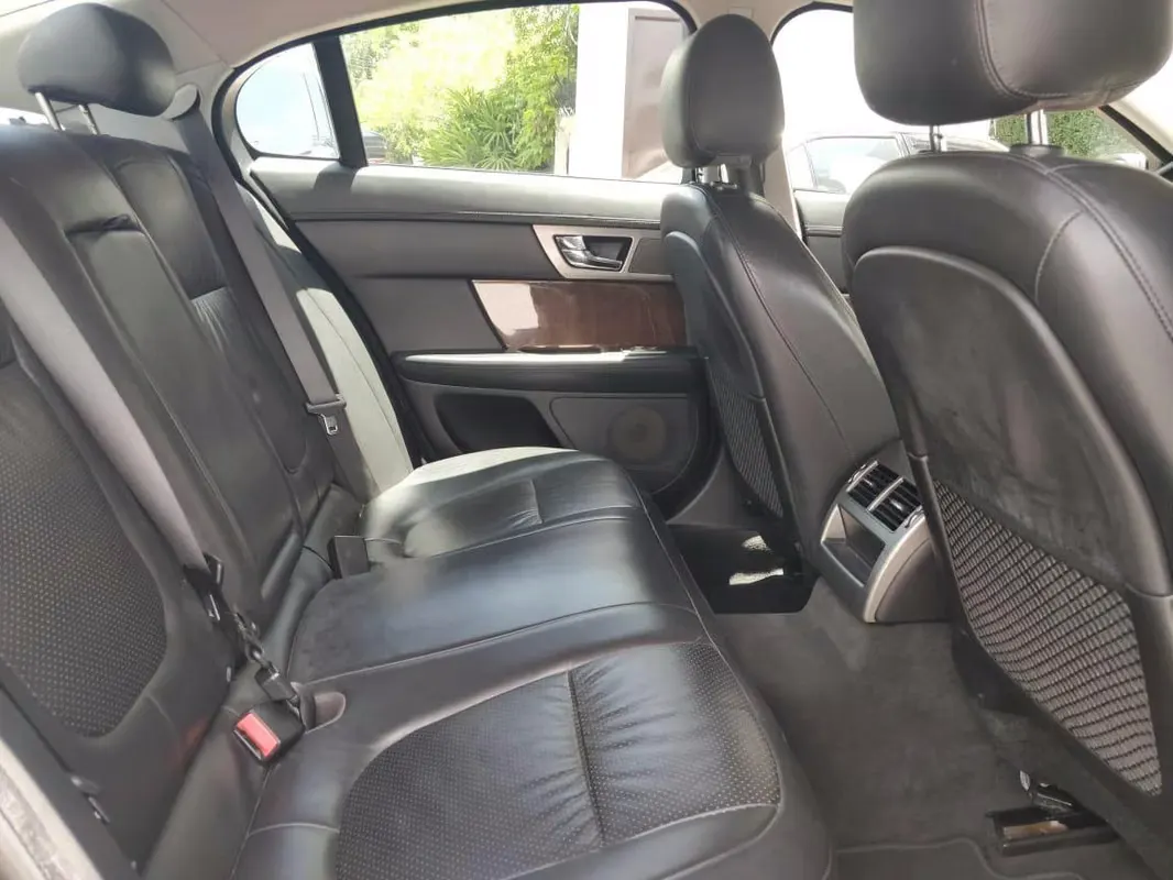 2009 Jaguar XF