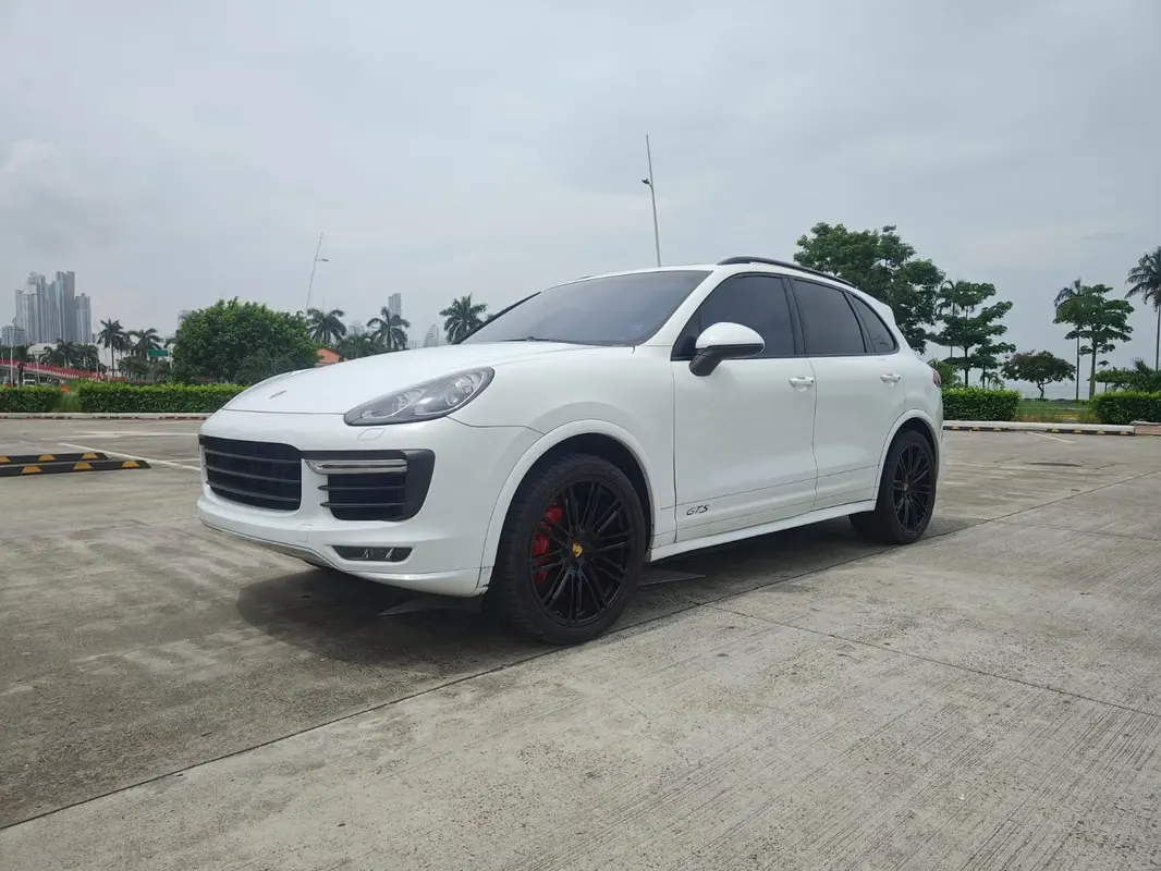 2016 Porsche Cayenne