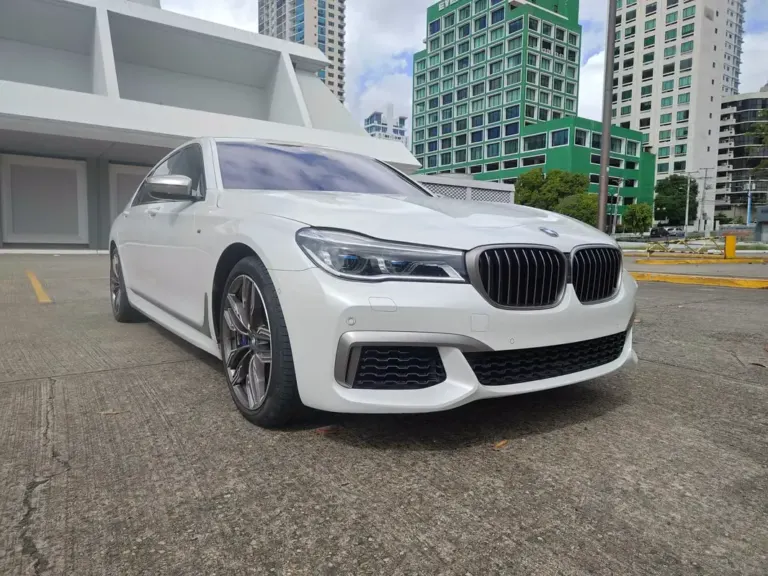2018 BMW Serie 7 Sedán