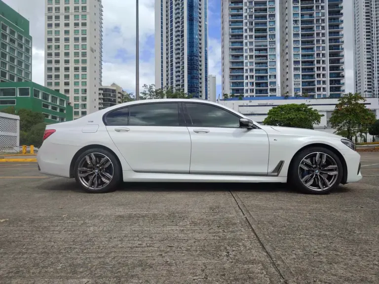 2018 BMW Serie 7 Sedán