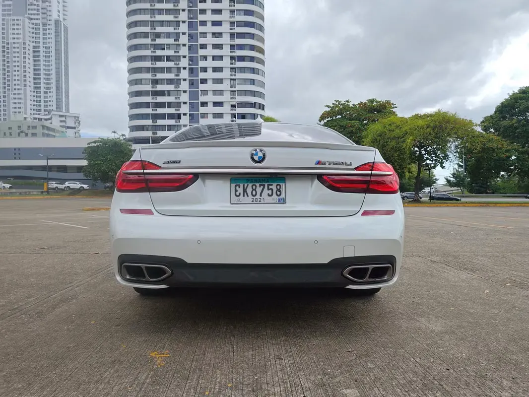 2018 BMW Serie 7 Sedán