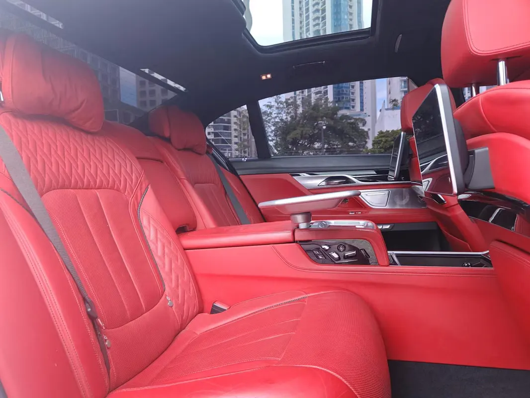 2018 BMW Serie 7 Sedán