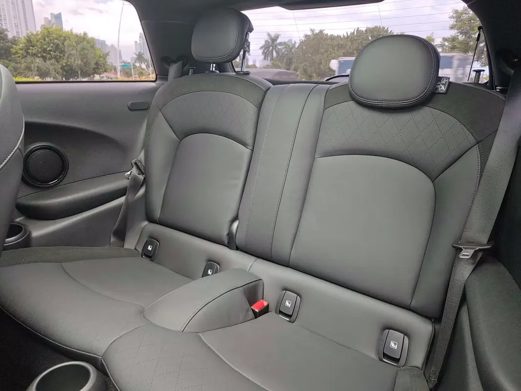 2023 MINI Cooper SE