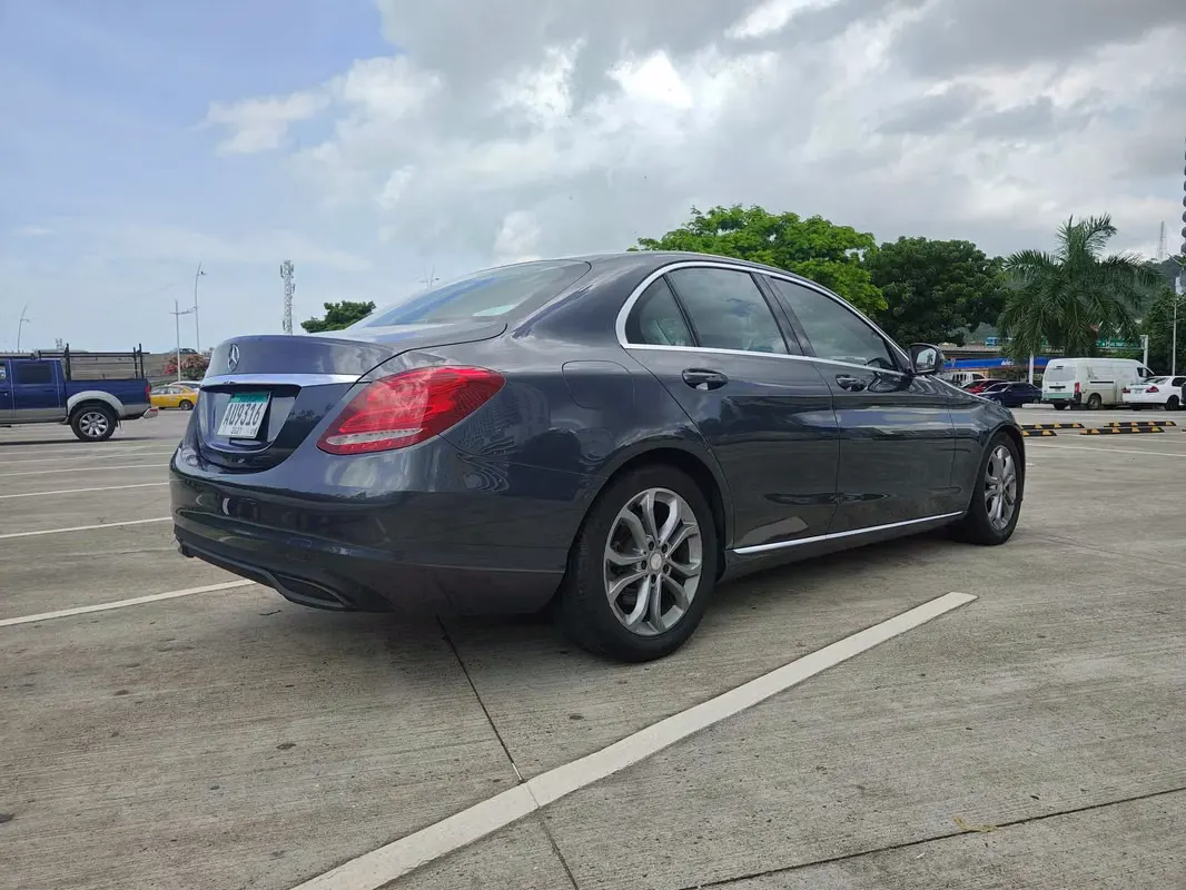 2016 Mercedes-Benz Clase C