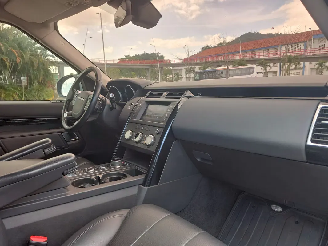 2017 Land Rover Discovery