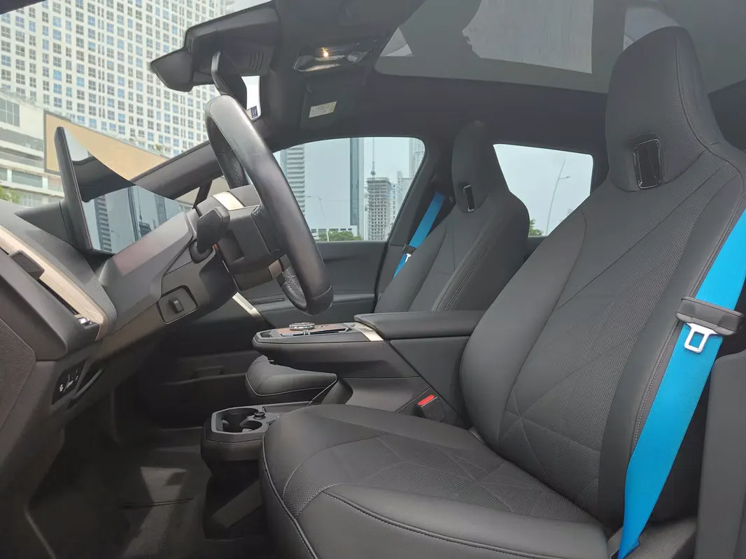 2024 BMW iX