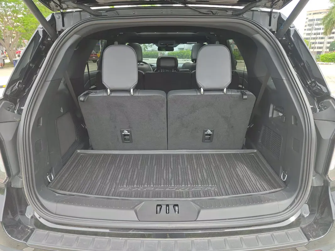 2025 Ford Explorer