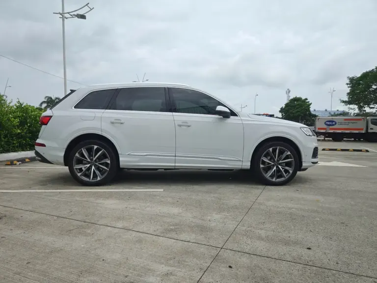 2022 Audi Q7