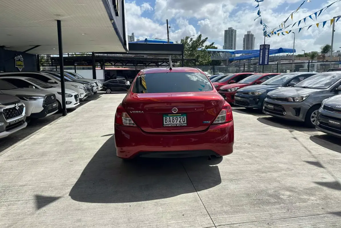 2017 Nissan Versa
