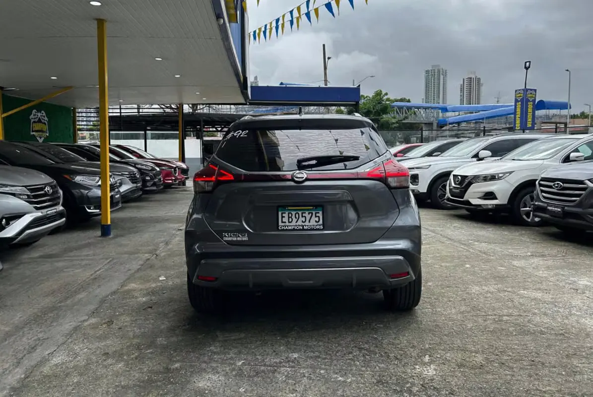 2022 Nissan Kicks