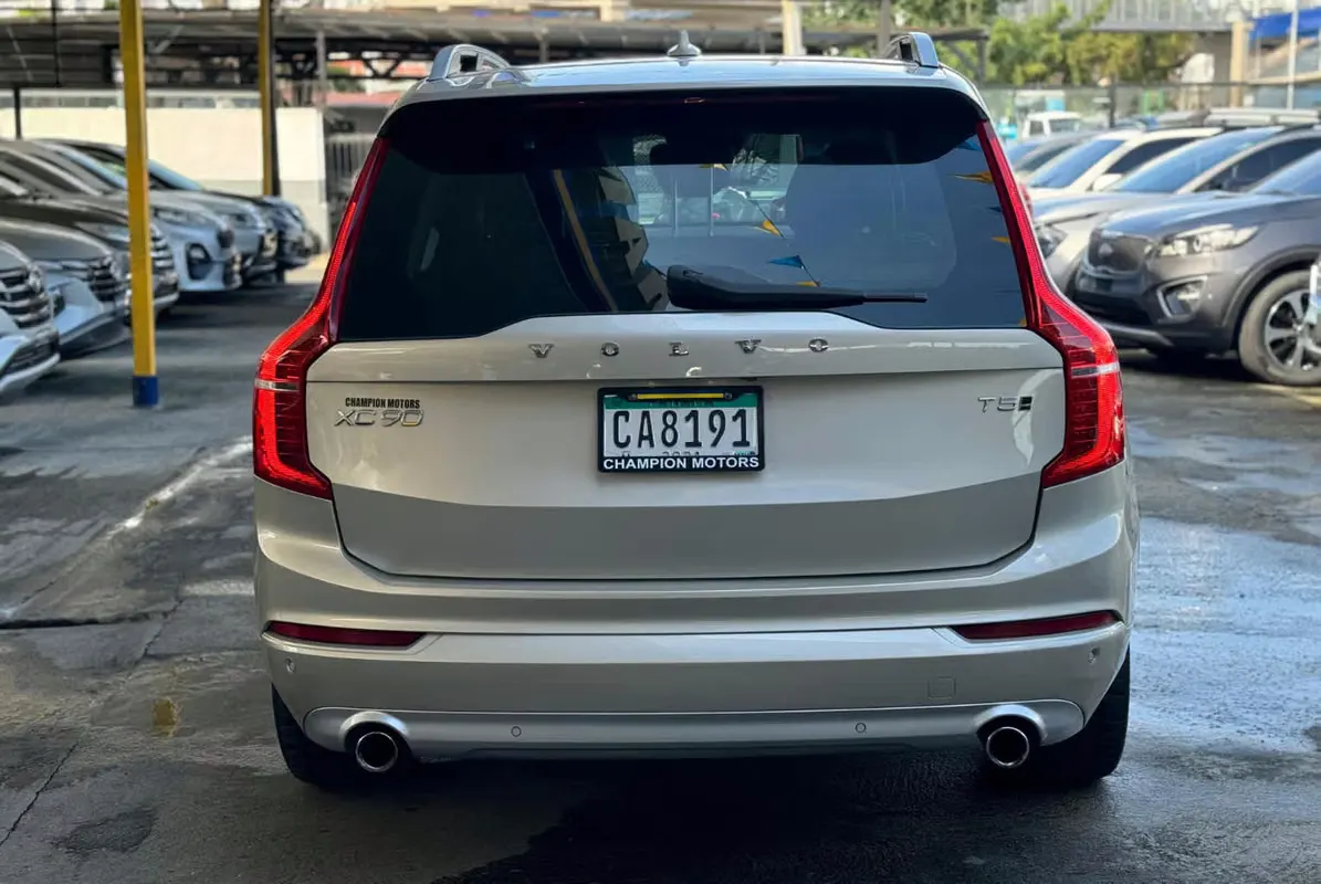 2016 Volvo XC90