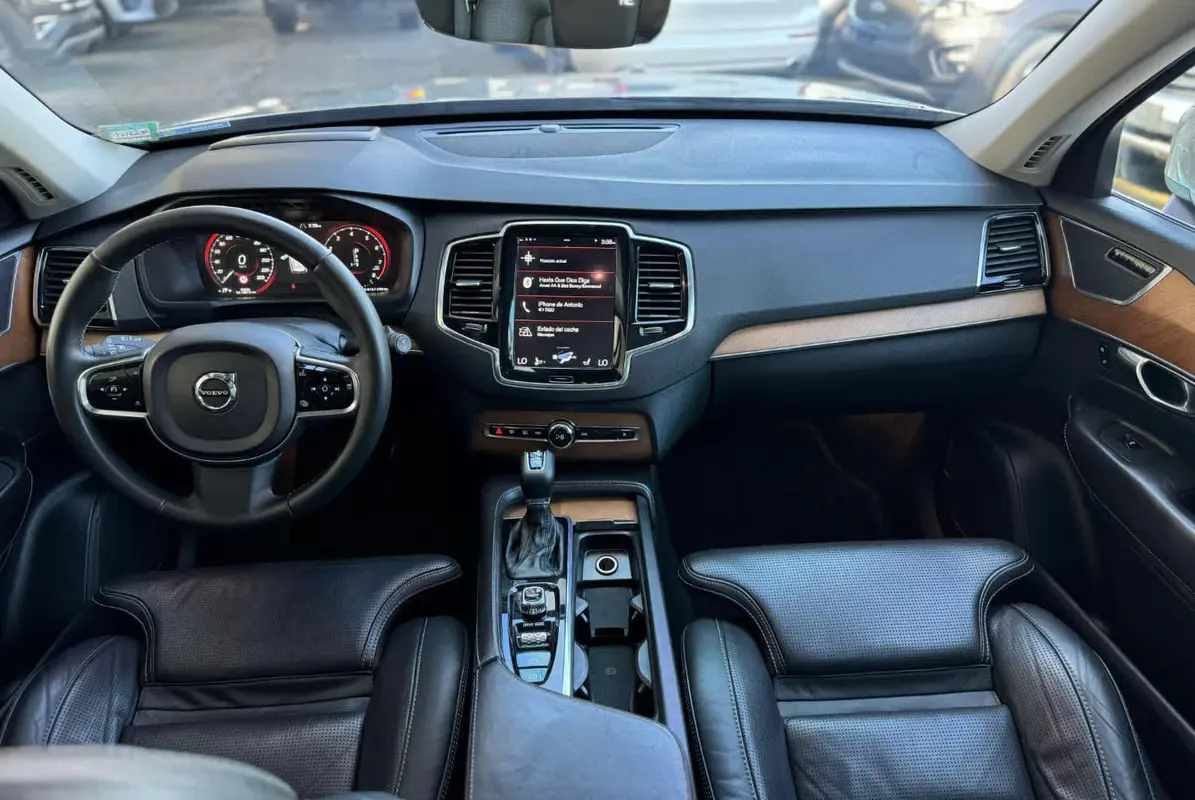 2016 Volvo XC90