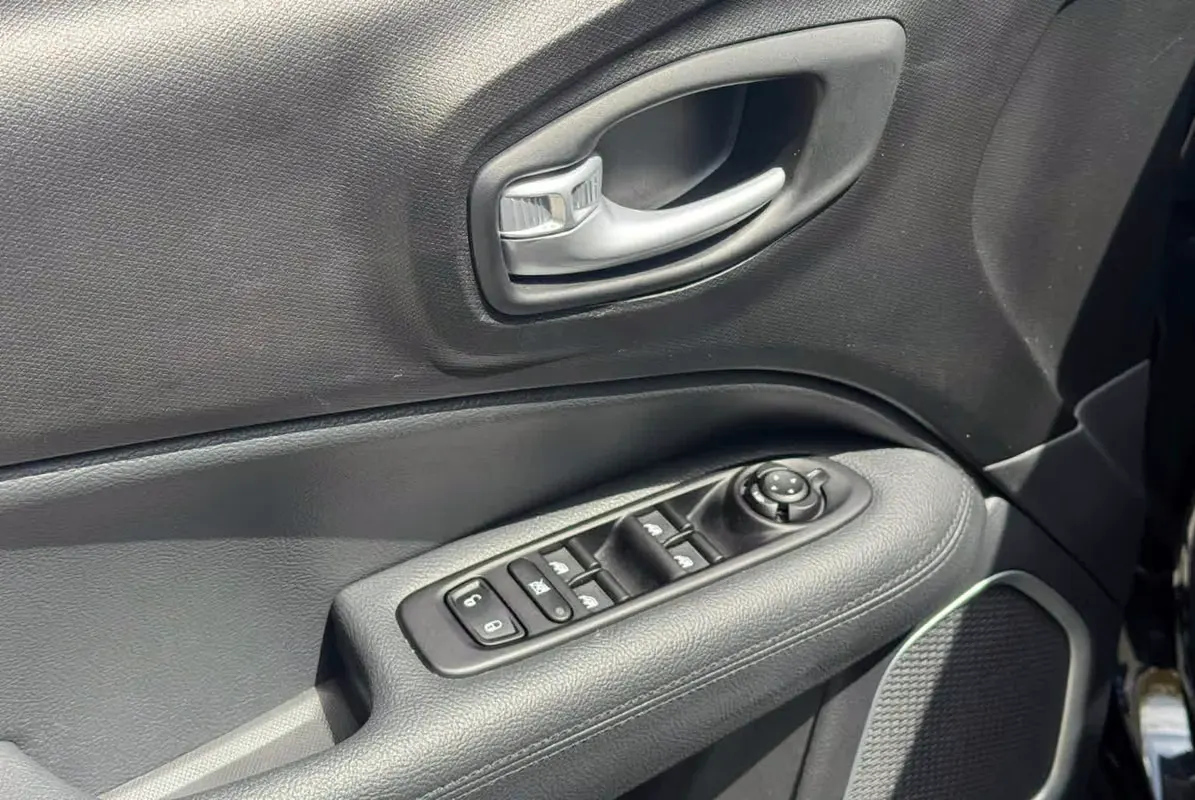 2024 Ram 1000