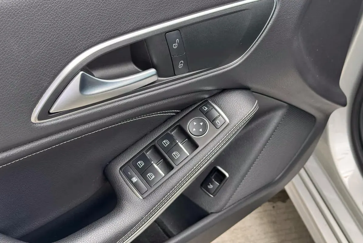 2016 Mercedes-Benz CLA