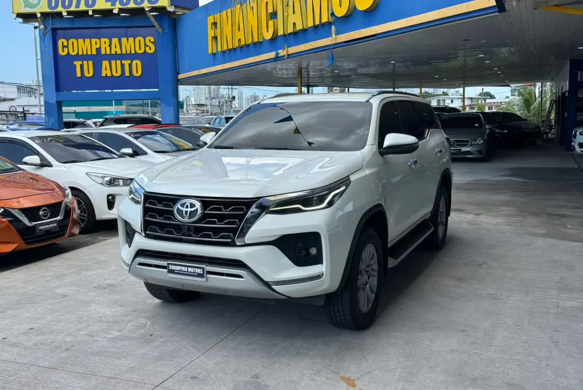 2023 Toyota Fortuner