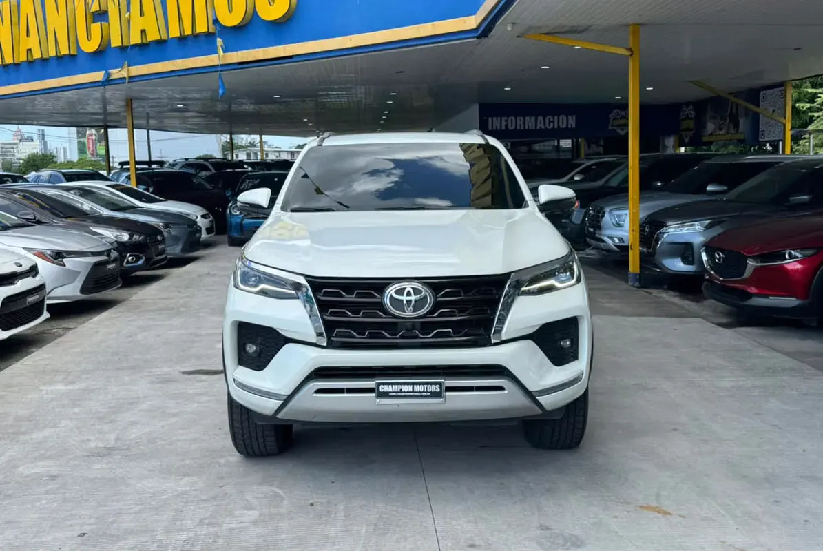 2023 Toyota Fortuner
