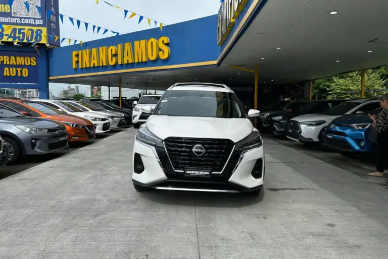 2023 Nissan Kicks