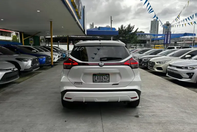 2022 Nissan Kicks