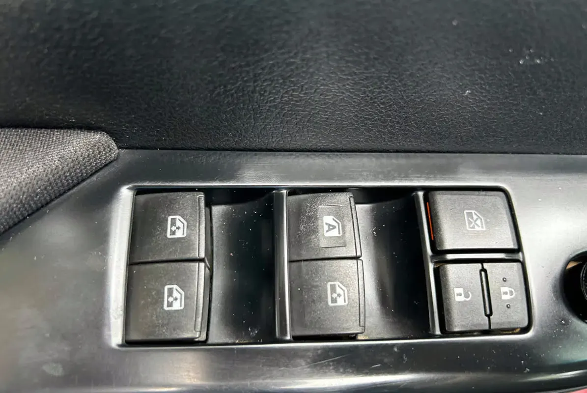 2016 Toyota Hilux
