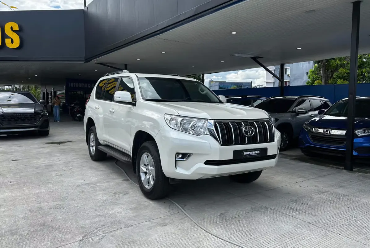 2023 Toyota Land Cruiser Prado