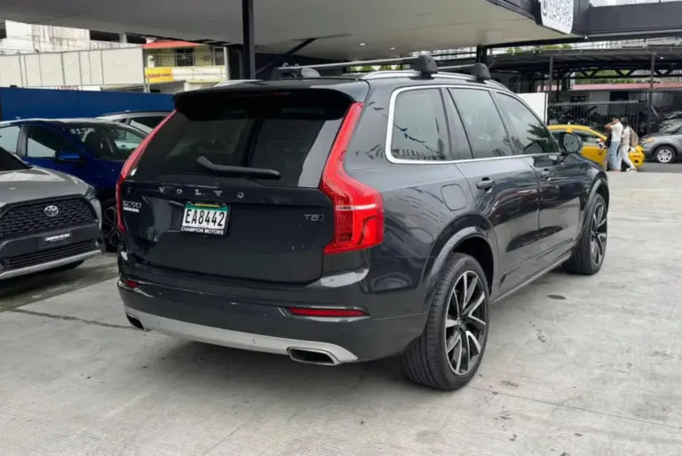 2021 Volvo XC90