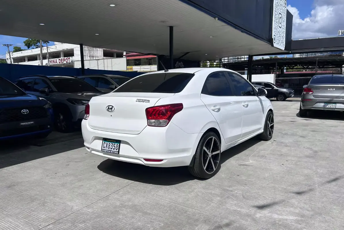 2020 Hyundai Verna