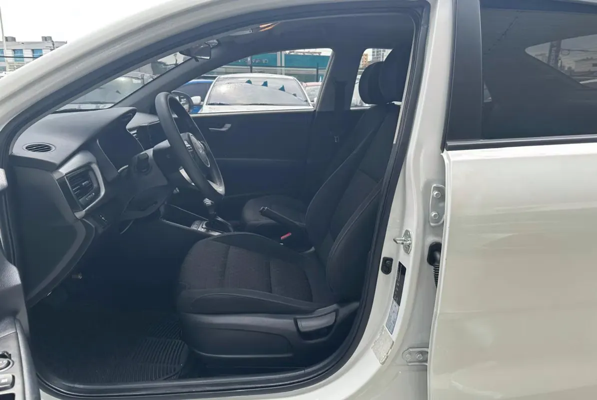 2024 Kia Rio