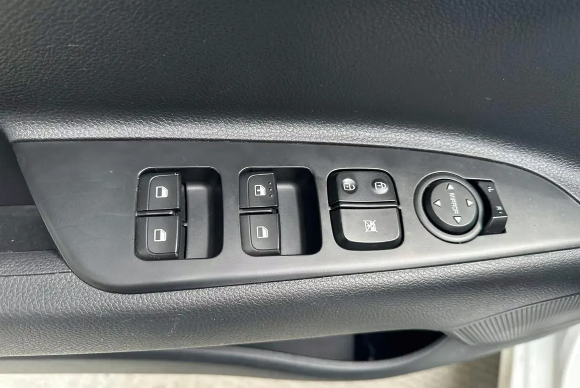 2024 Kia Rio