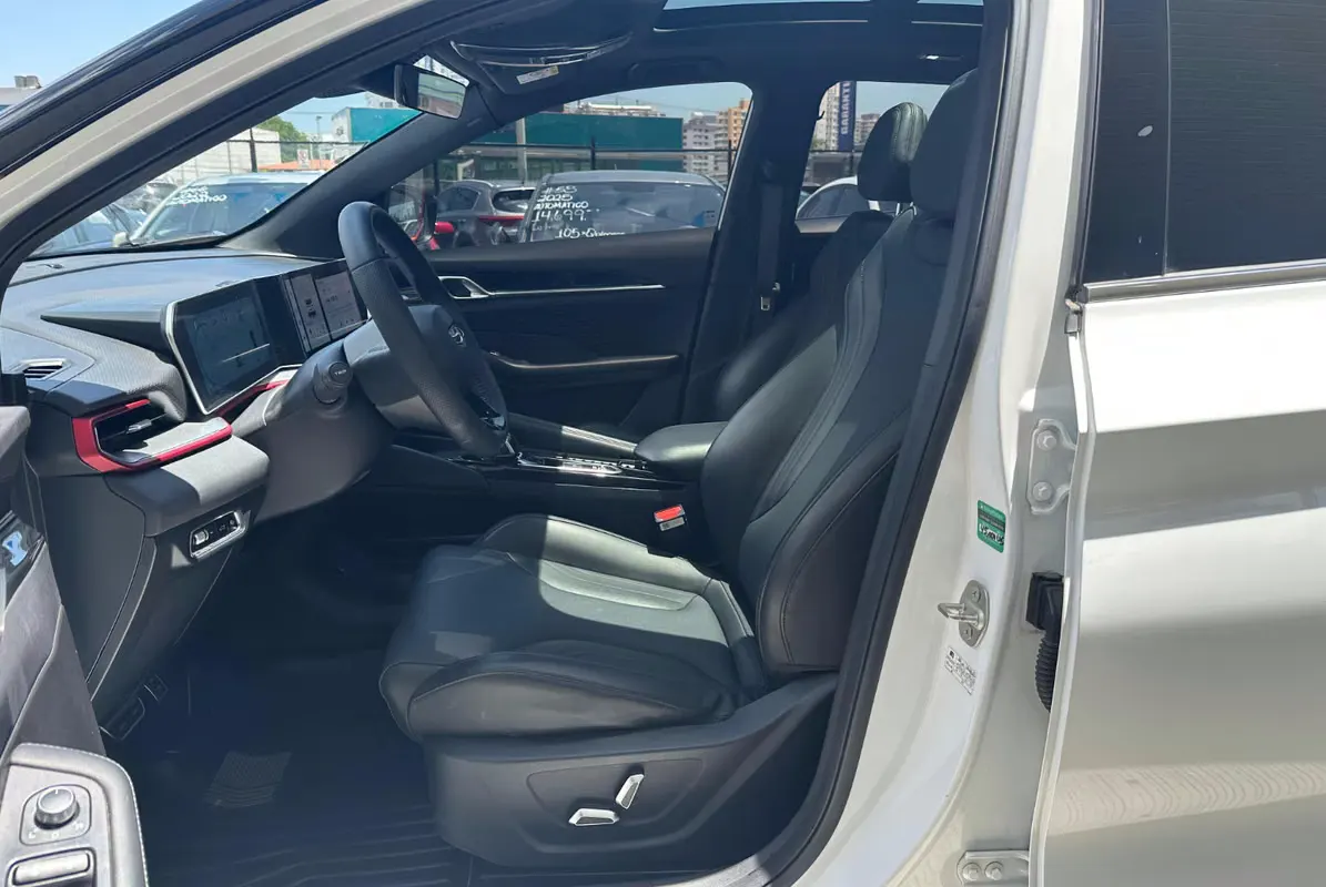 2025 Geely Coolray