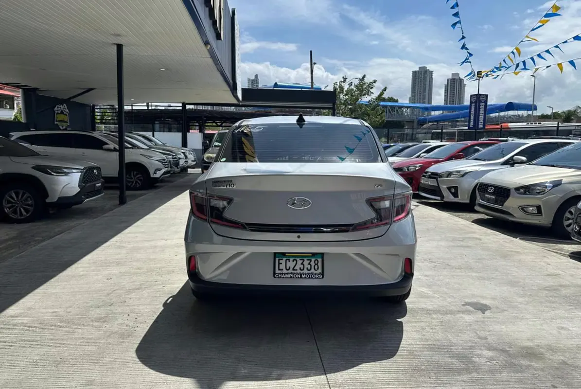 2022 Hyundai Grand i10