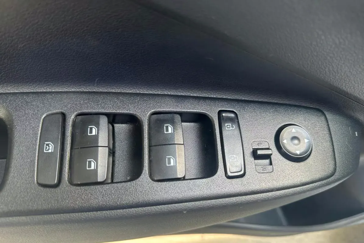 2023 Hyundai Grand i10