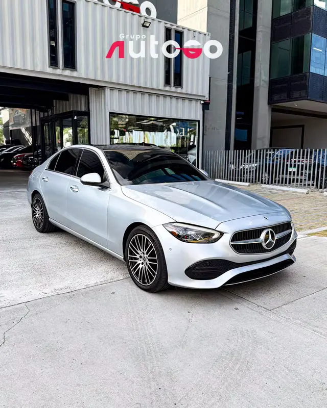 2024 Mercedes-Benz Clase C