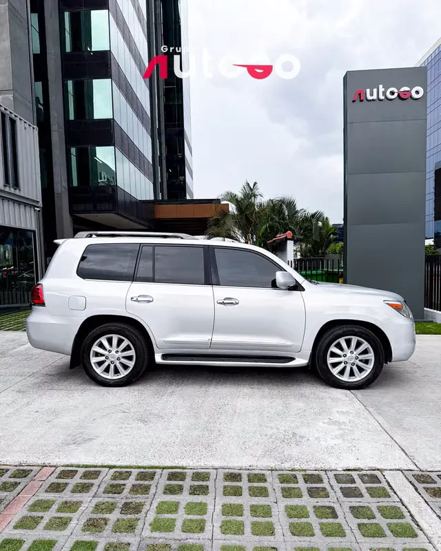 2008 Lexus LX