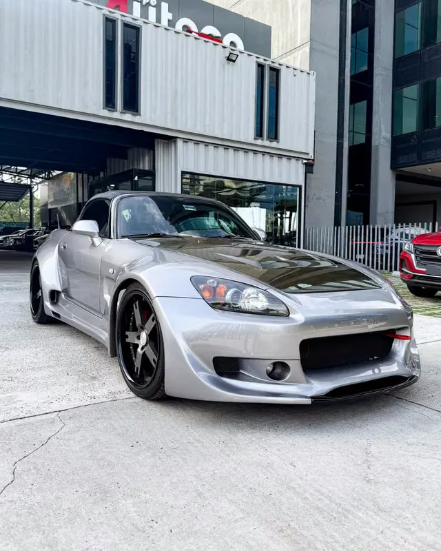 2004 Honda S