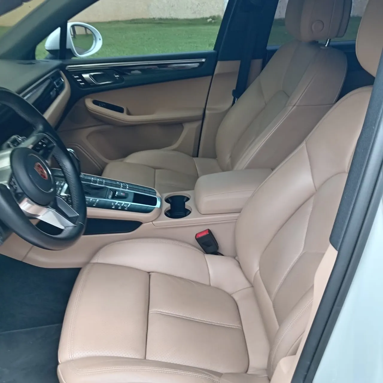 2020 Porsche Macan