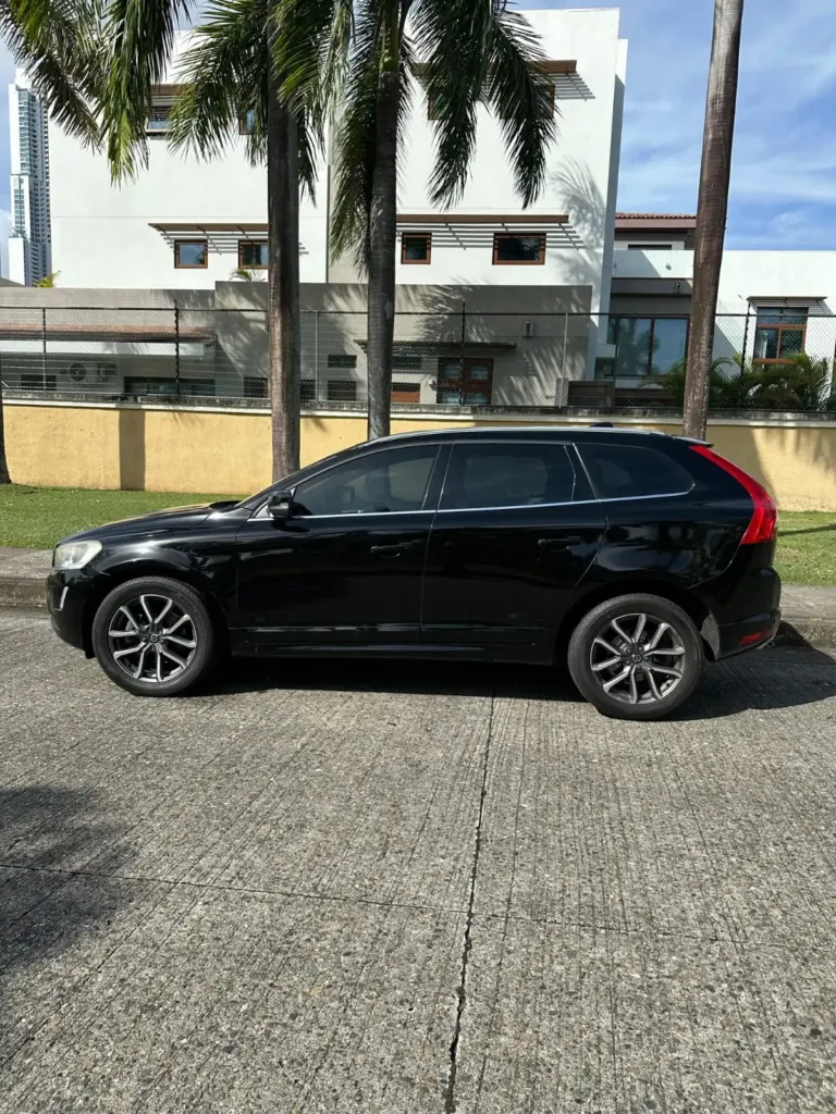 2016 Volvo XC60