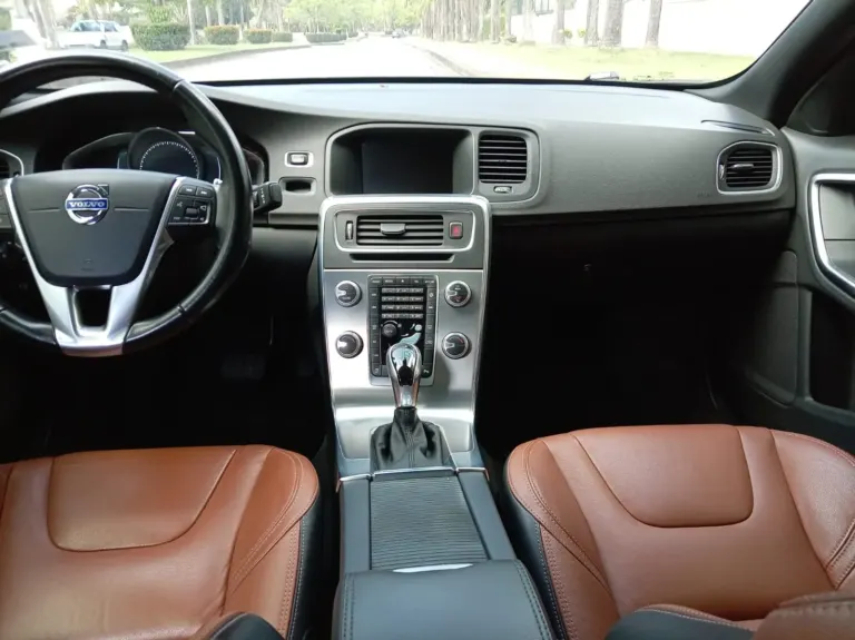 2015 Volvo S60